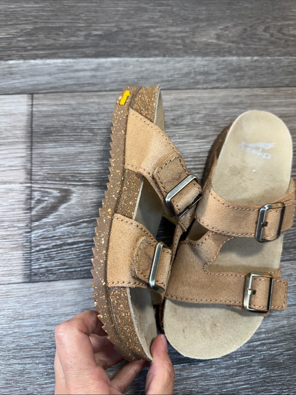 Dansko vibram Tan Suede Double-Buckle Slide Sandals women’s Sz 36 (h19) - Picture 5 of 7